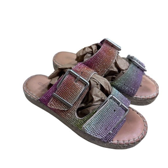 Gianni Bini Multicolor Buckle Sandals - Picture 3 of 7